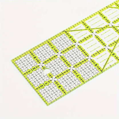 Non-Slip Quilters Ruler 3" x 9" - Essential Notions