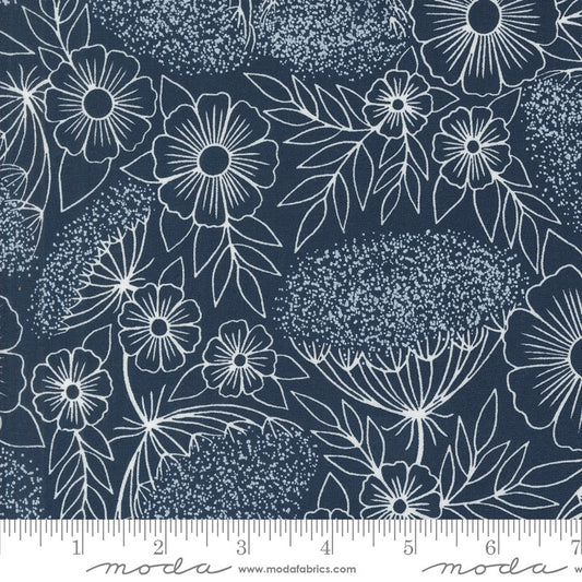 Field of Flowers - Queen Anne's Lace in Navy - Katharine Watson - Moda