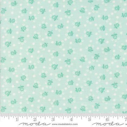 Summertime - Fat Quarter Bundle - Camille Roskelley - Moda (Pre-order: May 2025)