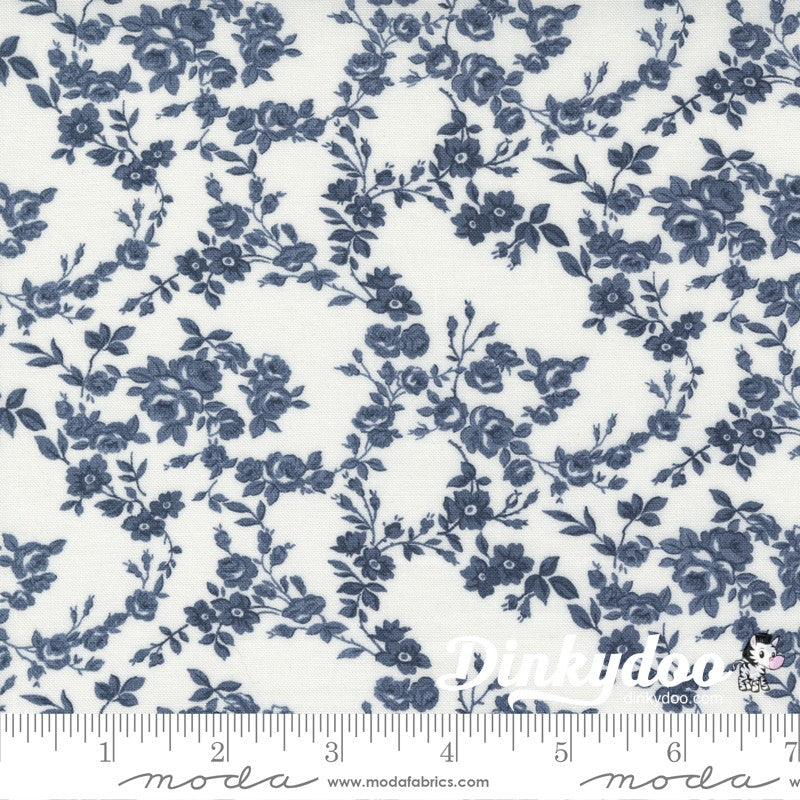 Nantucket Summer - Surfside in Cream Navy - Camille Roskelley - Moda (Pre-order: Aug 2025)