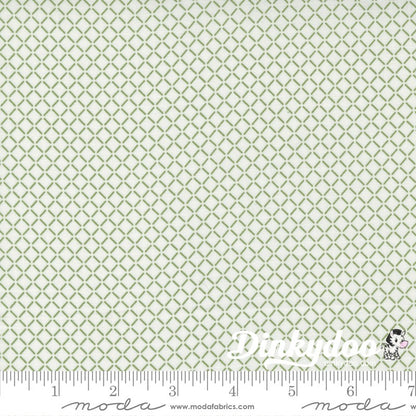 Nantucket Summer - Fat Quarter Bundle - Camille Roskelley - Moda (Pre-order: Aug 2025)