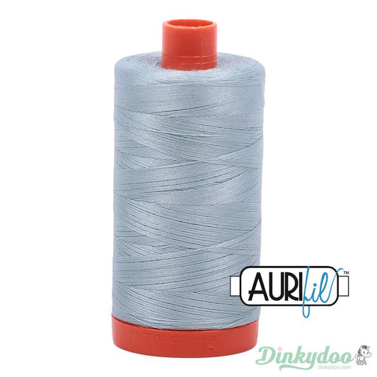 Aurifil Thread - Bright Grey Blue (2847) - 50wt 1422 yd (Pre-order: Apr 2025)