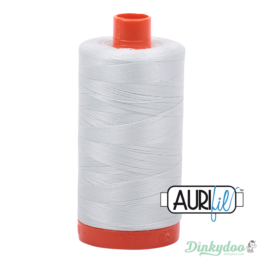 Aurifil Thread - Mint Ice (2800) - 50wt 1422 yd (Pre-order: Apr 2025)