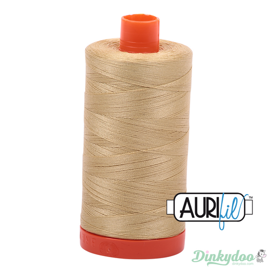 Aurifil Thread - Very Light Brass (2915) - 50wt 1422 yd (Pre-order: Apr 2025)